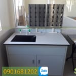Bàn thí nghiệm có bồn rửa
