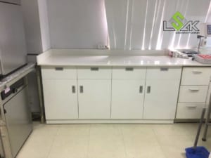 Bàn thí nghiệm mặt đá granite