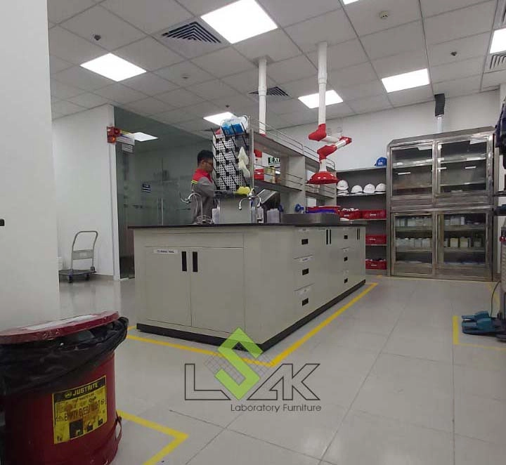 tủ lưu mẫu hóa chất bằng thép không gỉ
