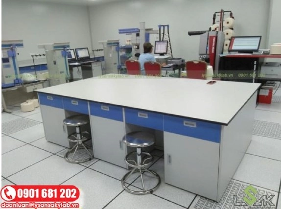 Bàn thí nghiệm trung tâm có vị trí ngồi, lắp đặt tại Công ty Xindadong Textiles Việt Nam- Vsip Quảng Ngãi