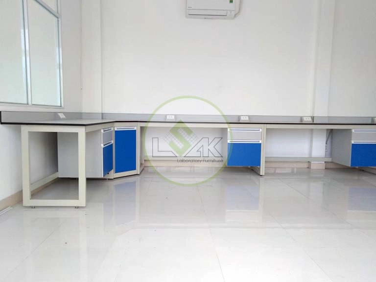 Bàn thí nghiệm áp tường phòng thí nghiệm nhà máy khai thác khoáng sản