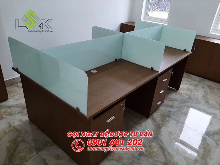 Bàn làm việc văn phòng