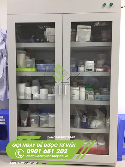 Tủ đựng hóa chất phòng lab Công ty Cổ Phần Hóa Chất Á Châu