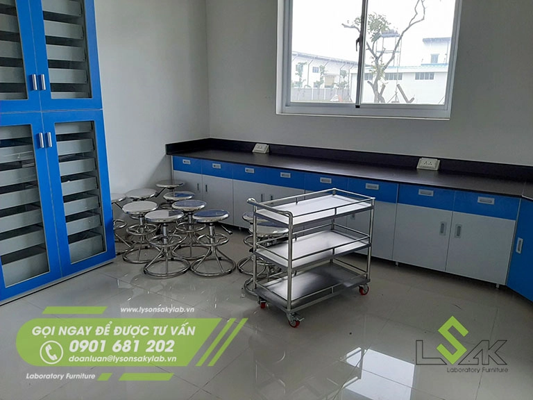 Xe đẩy phòng thí nghiệm Công ty sản xuất mực in Great World Ink