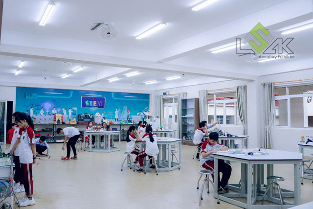 Phòng học STEM Trường Tiểu học, THCS &THPT Hoàng Việt (Trường Hoàng Việt) TP. Buôn Ma Thuột