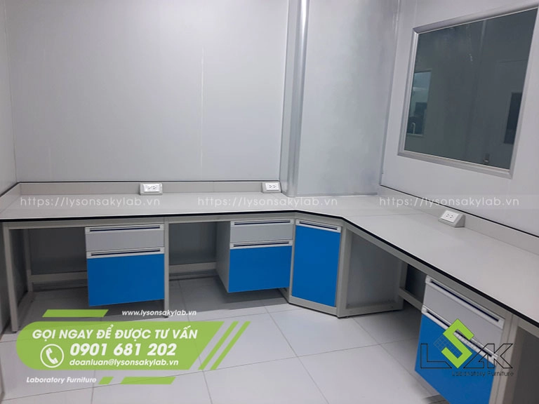 Bàn thí nghiệm áp tường hình chữ L kích thước (3850+2100)x750x800mm