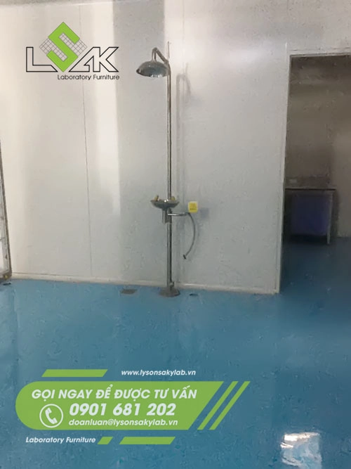 Bồn rửa mắt và tắm khẩn cấp