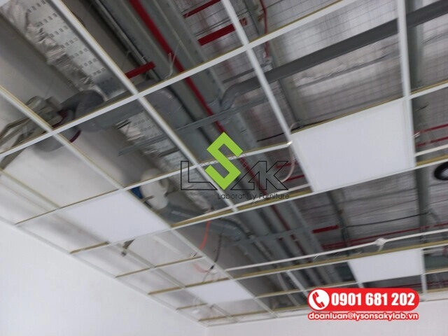 Thi công lắp đặt hệ thống hút mùi, khí độc, hơi axit phòng thí nghiệm