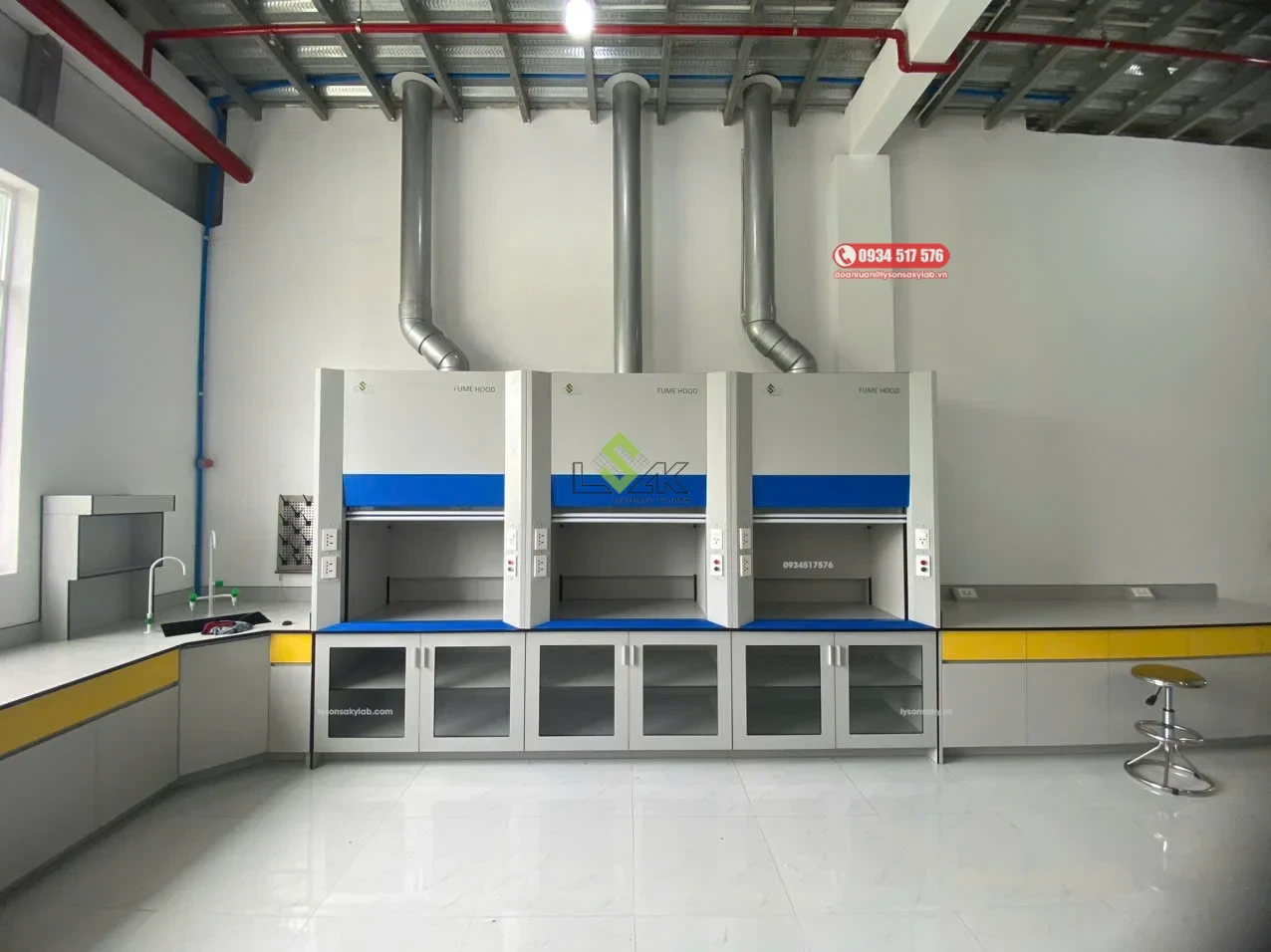 Thi-cong-lap-dat-phong-thi-nghiem-bot-mau-huynh-quang-Vicome-Corp