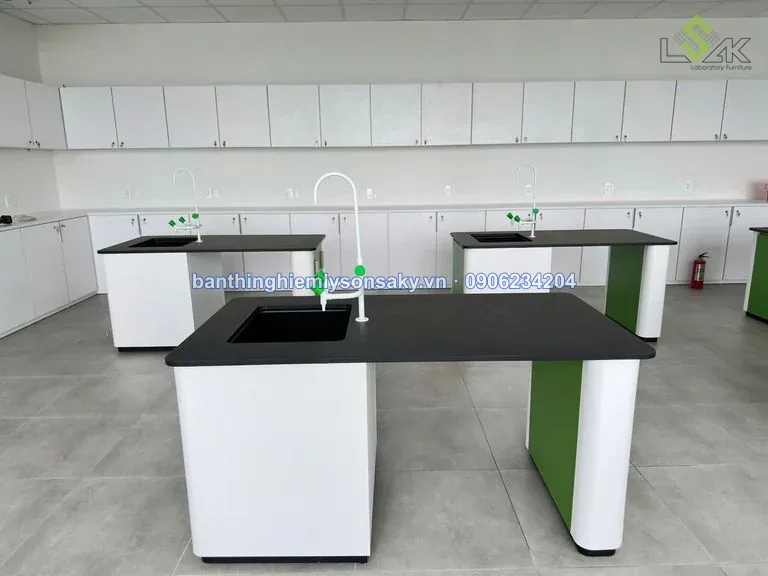 Bàn thí nghiệm hóa sinh cụm 4 học sinh 4-Pax Chem-Bio Lab Table