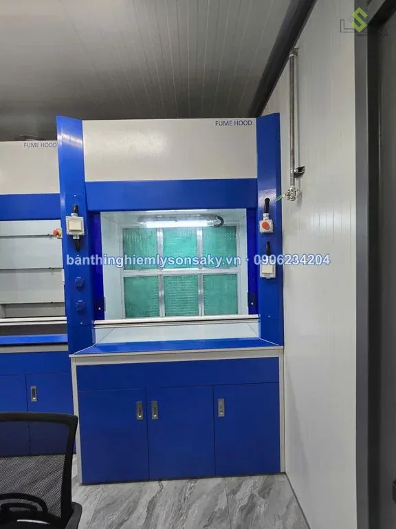 Tủ phun sơn spray booth phòng thí nghiệm thi công thực tế