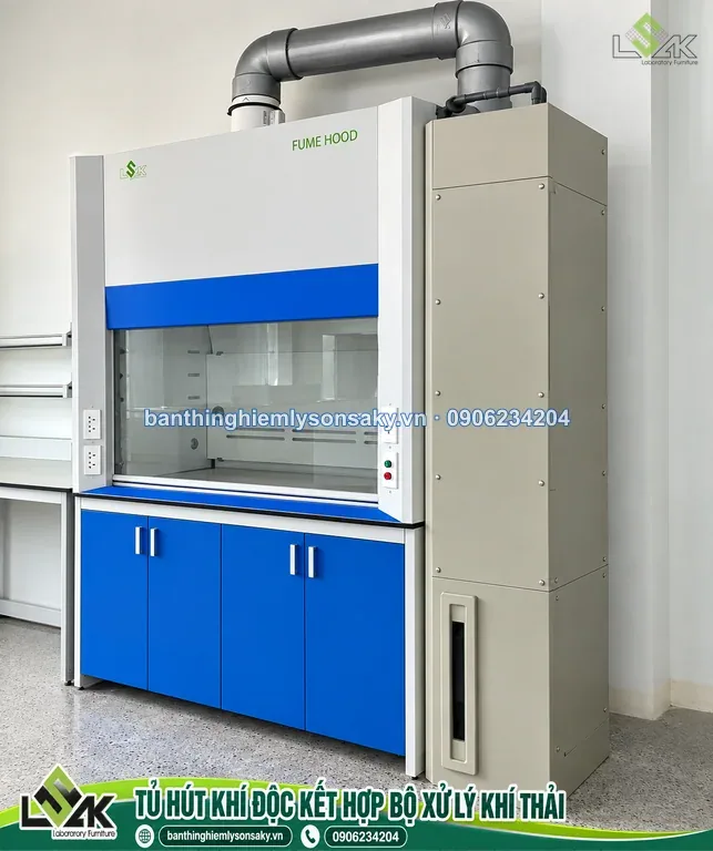 Tủ hút khí độc kết hợp bộ xử lý khí thải thi công thực tế